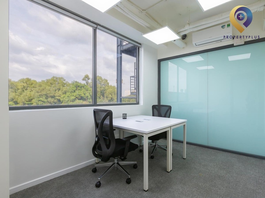 Regus Ung Van Khiem
